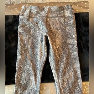 Lululemon tight stuff leggings